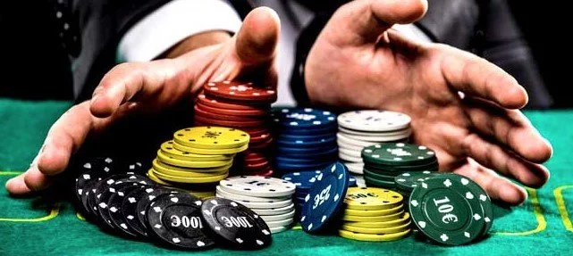 casinosjetonger og chips på casino og nettcasino